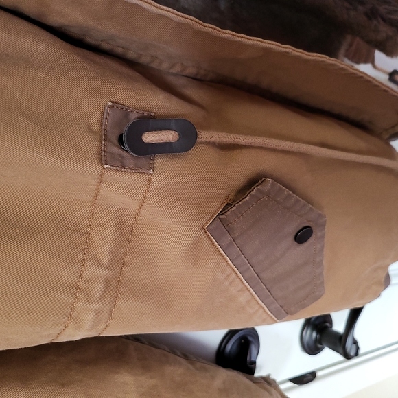 Rare Forever 21 jacket with zip out Fur lining Trench Coat Large - Picture 3 of 12